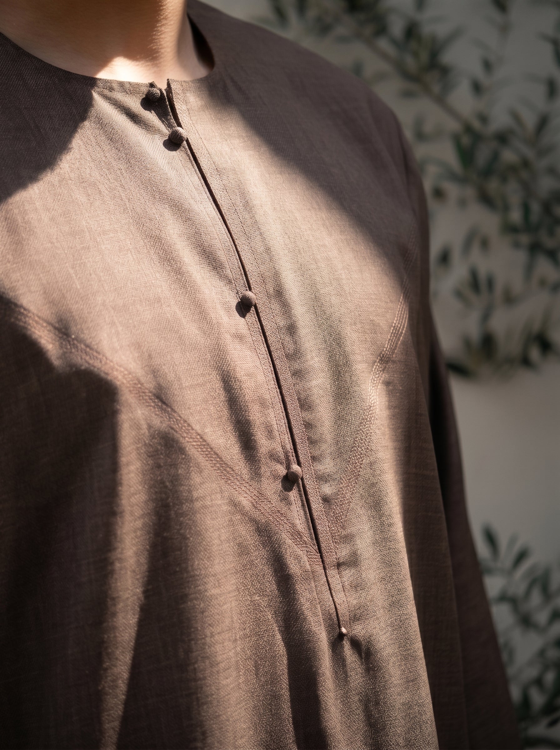 Light Brown Platinum Emirati Thobe