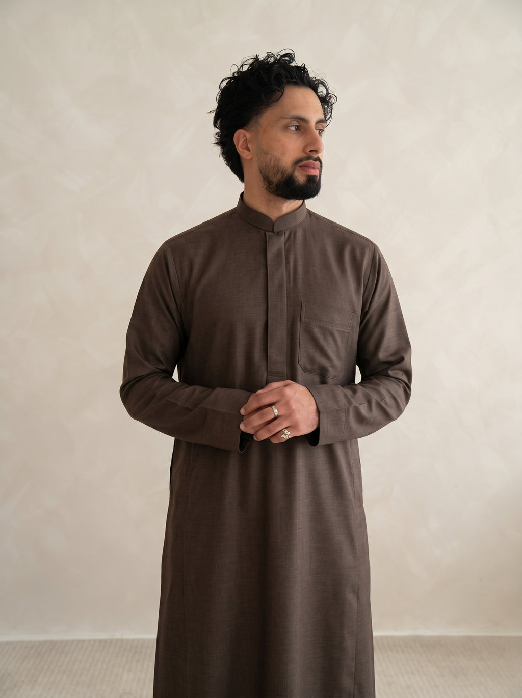 Brown Platinum Kuwaiti Collared Thobe