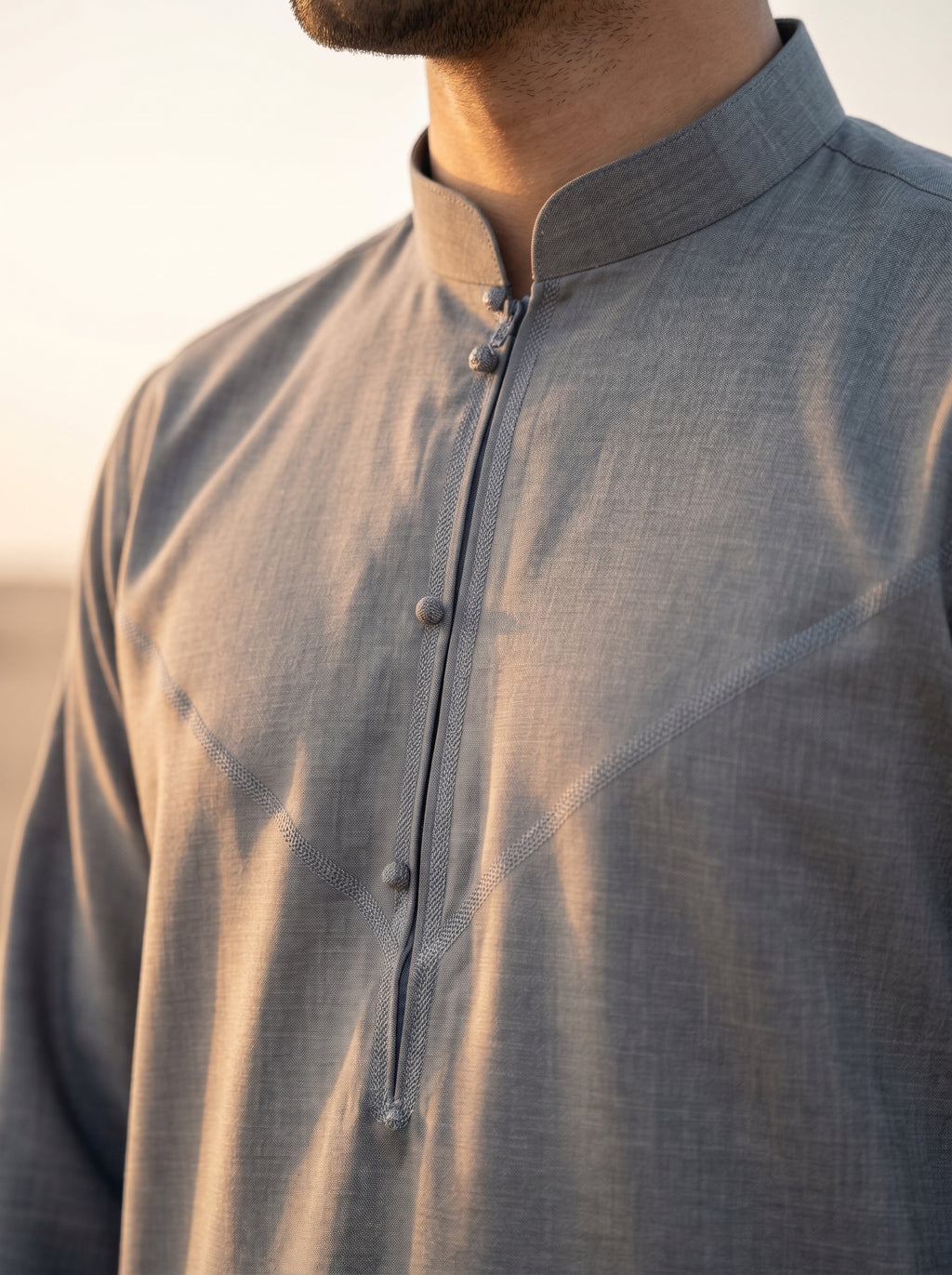 Tweed Grey Platinum Bahraini Collared Thobe
