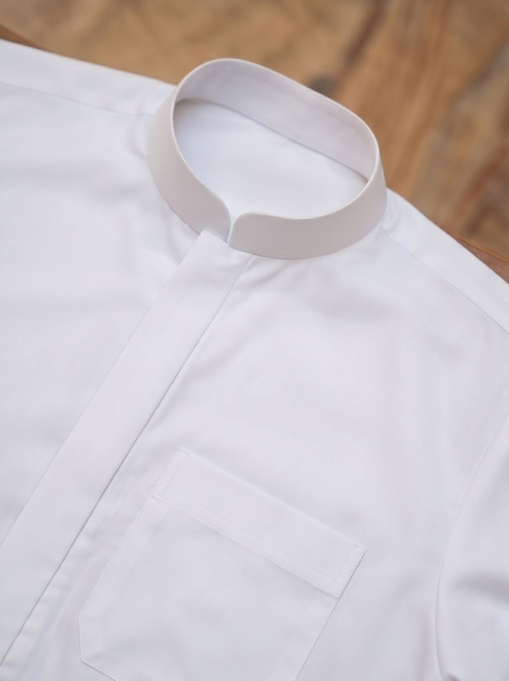 White Platinum Kuwaiti Collared Thobe