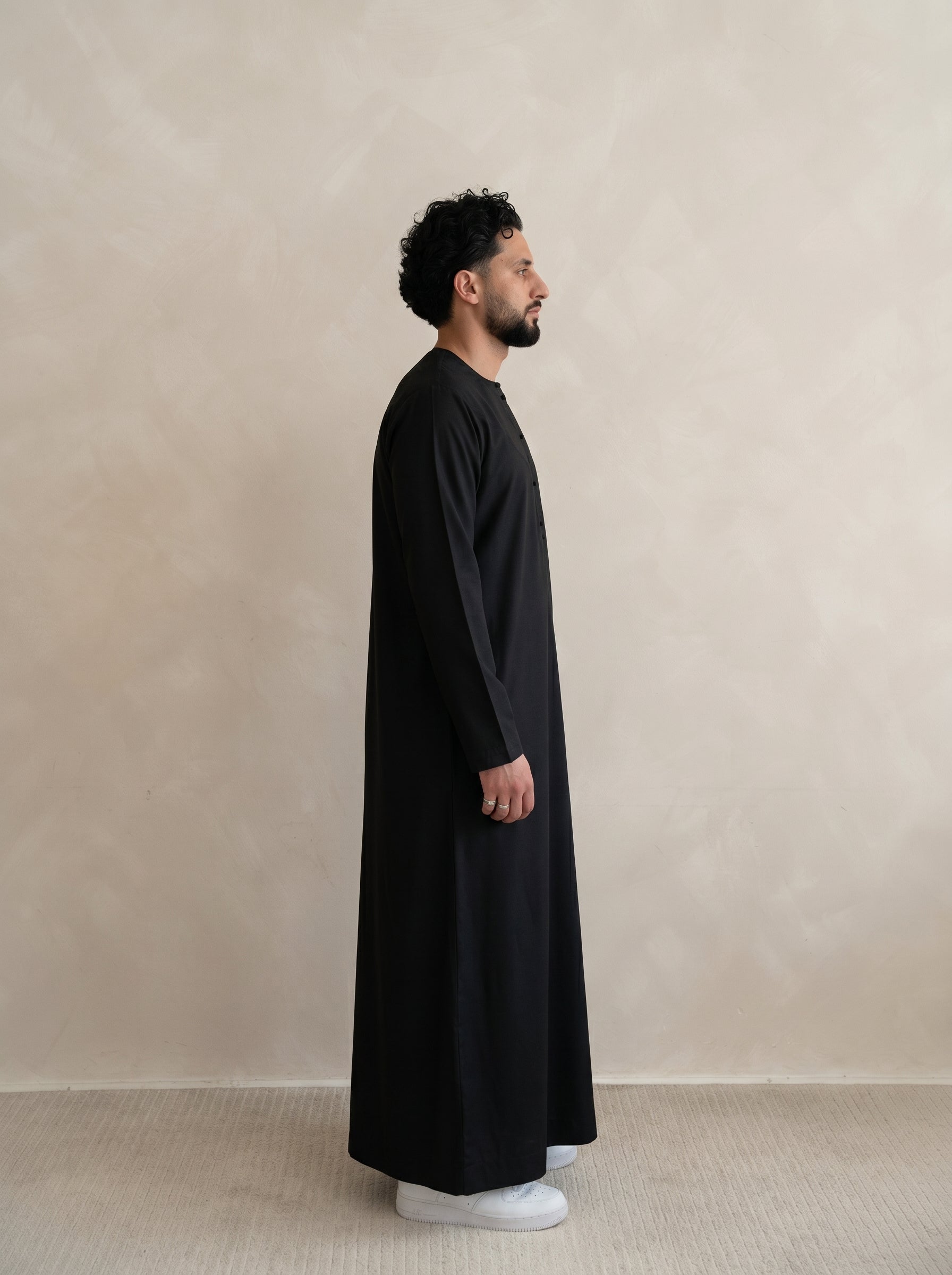 Black Platinum Emirati Thobe