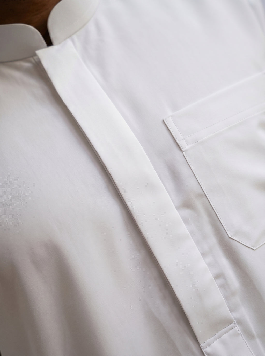 White Platinum Kuwaiti Collared Thobe