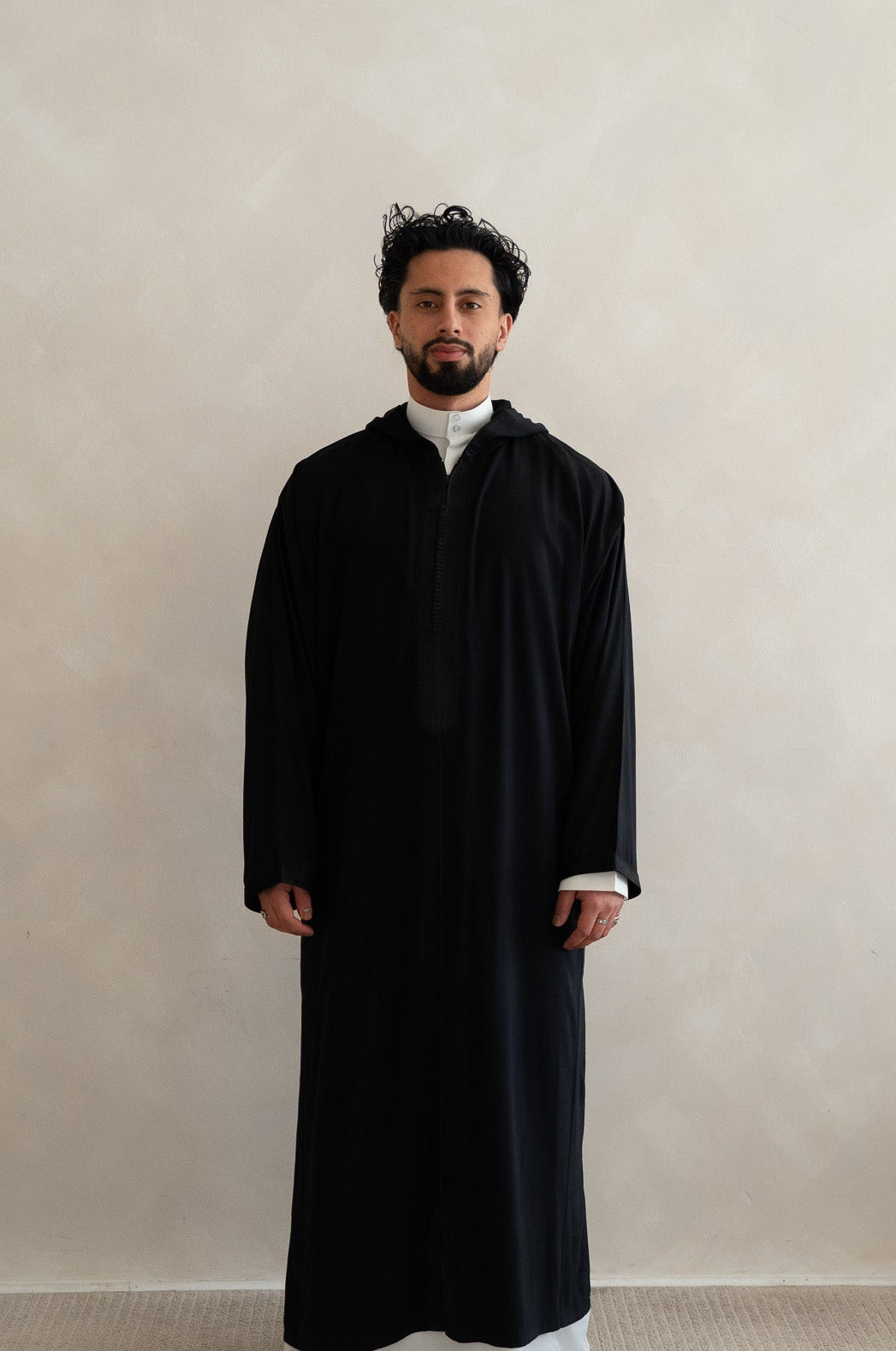 Black Moroccan Linen Essential Djellaba Thobe