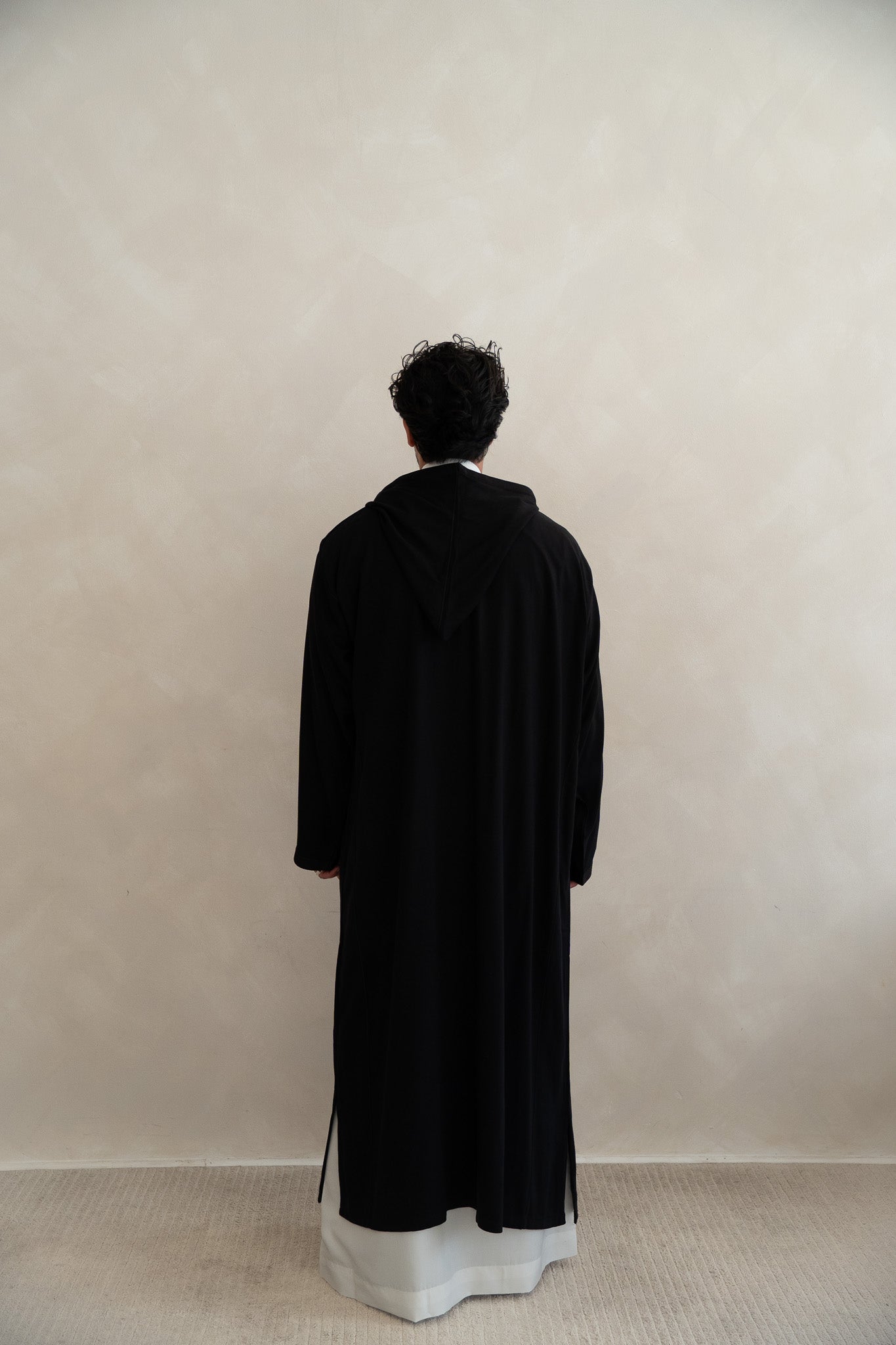 Black Moroccan Linen Essential Djellaba Thobe