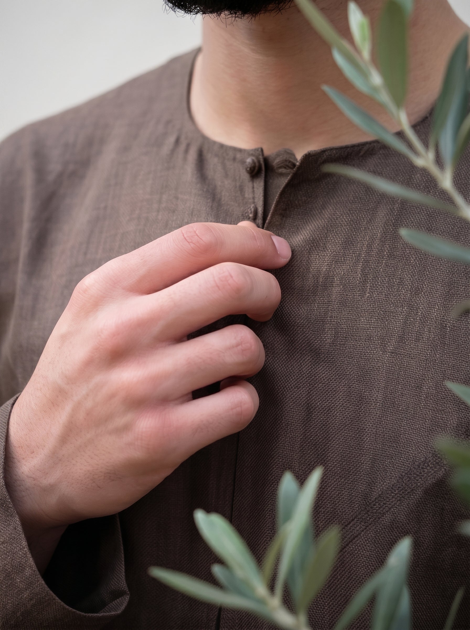 Light Brown Platinum Emirati Thobe