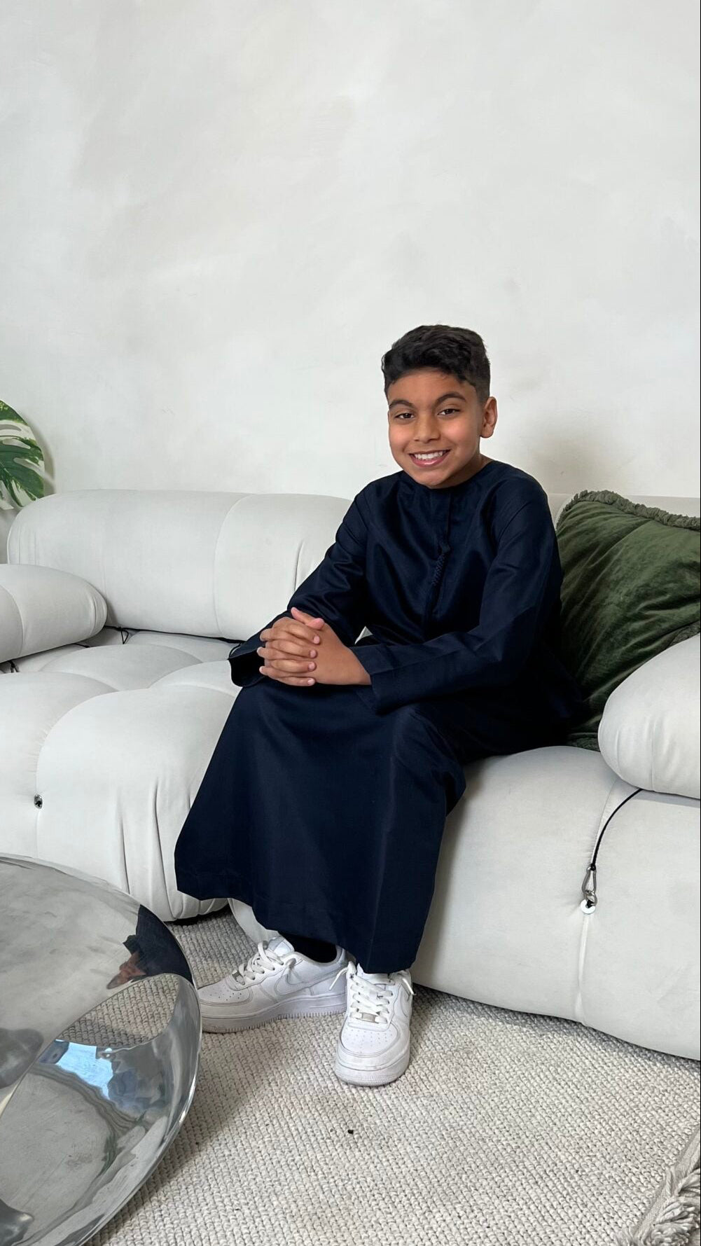 Navy Emirati Kids, Emirati Thobes