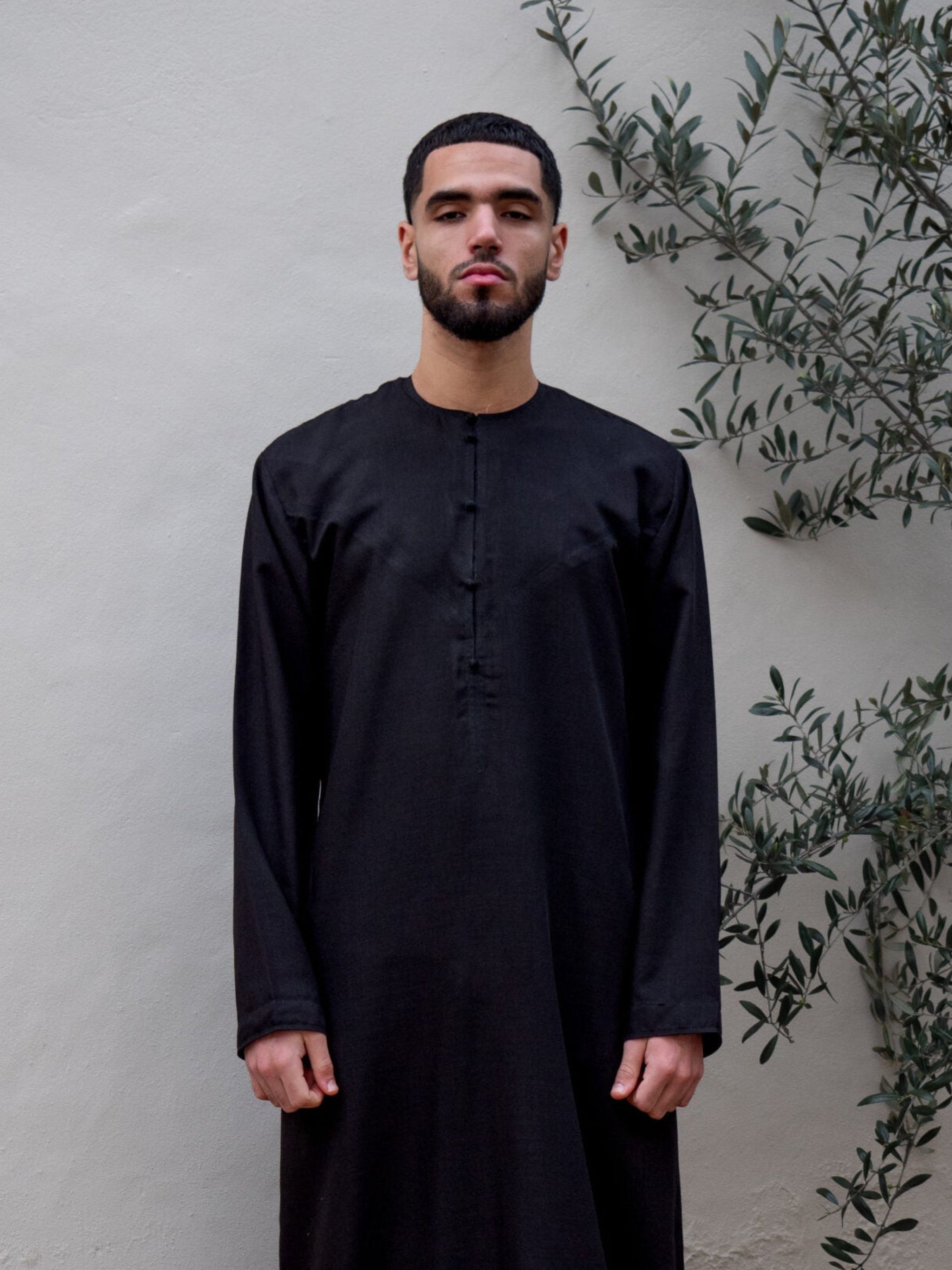 Platinum Black Emirati Thobe, Emirati Thobes