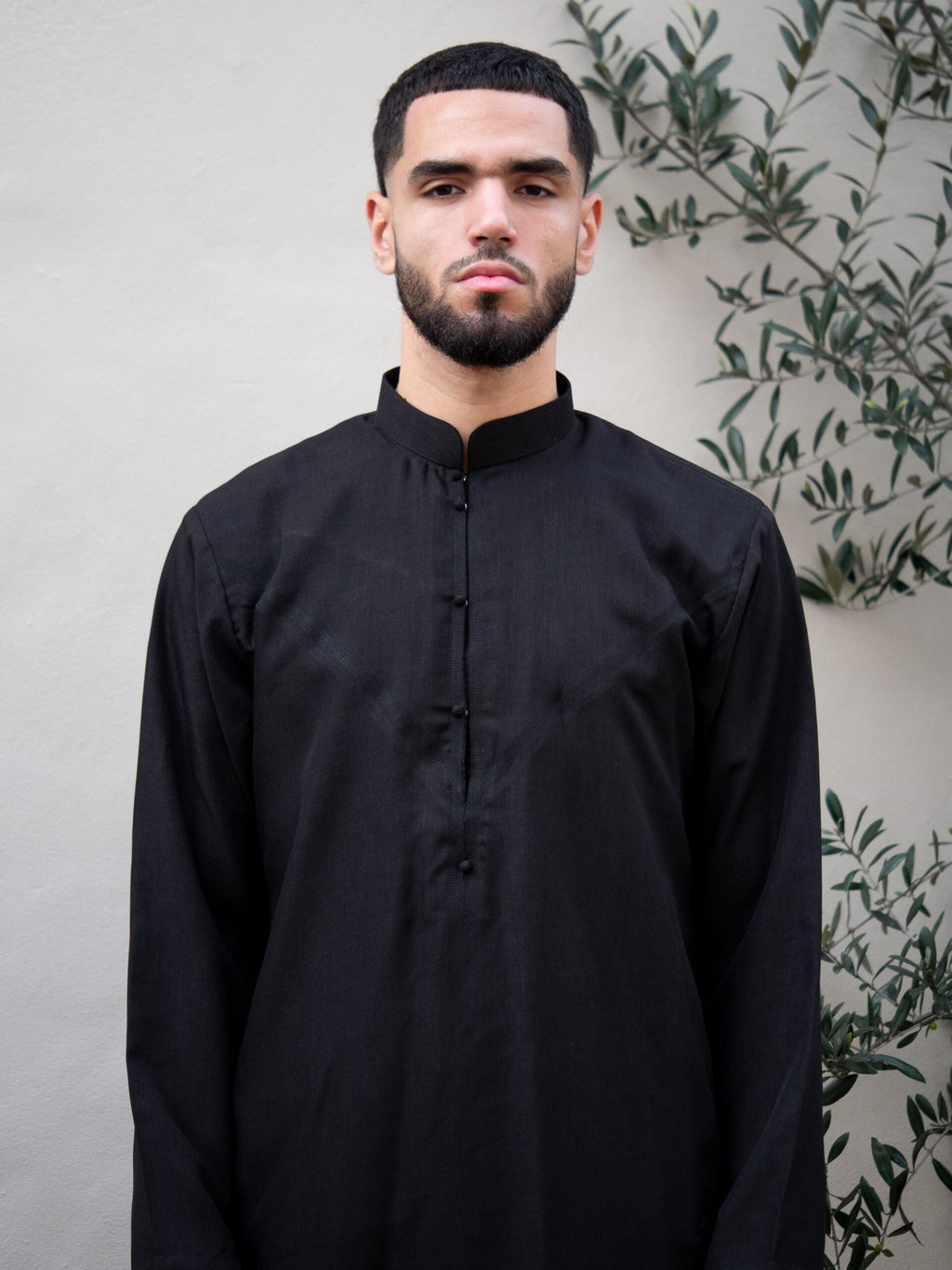 Black Bahraini Thobe, Collared Thobes