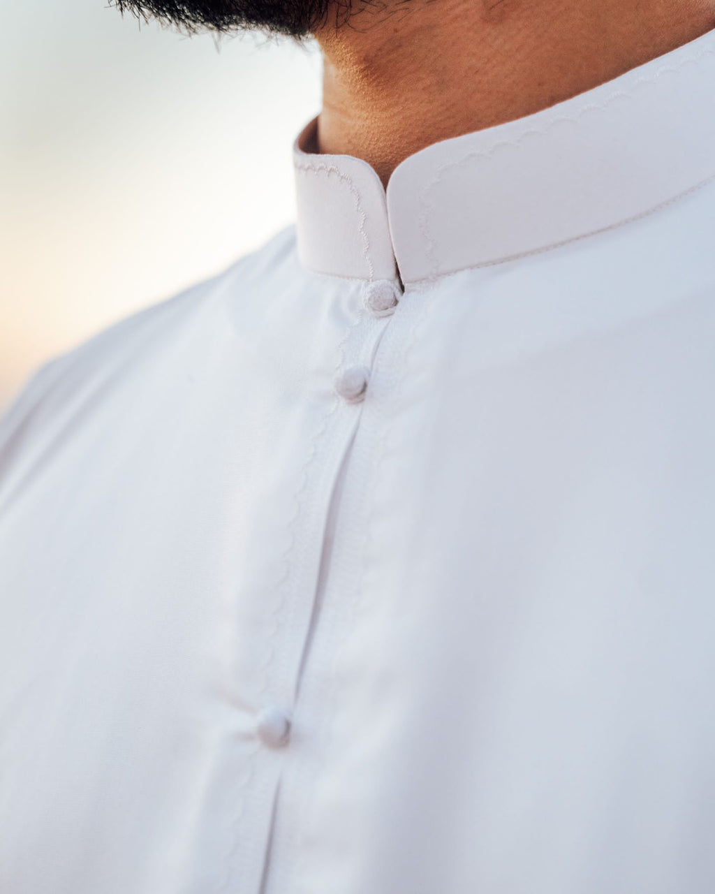 White Bahraini Thobe, Collared Thobes