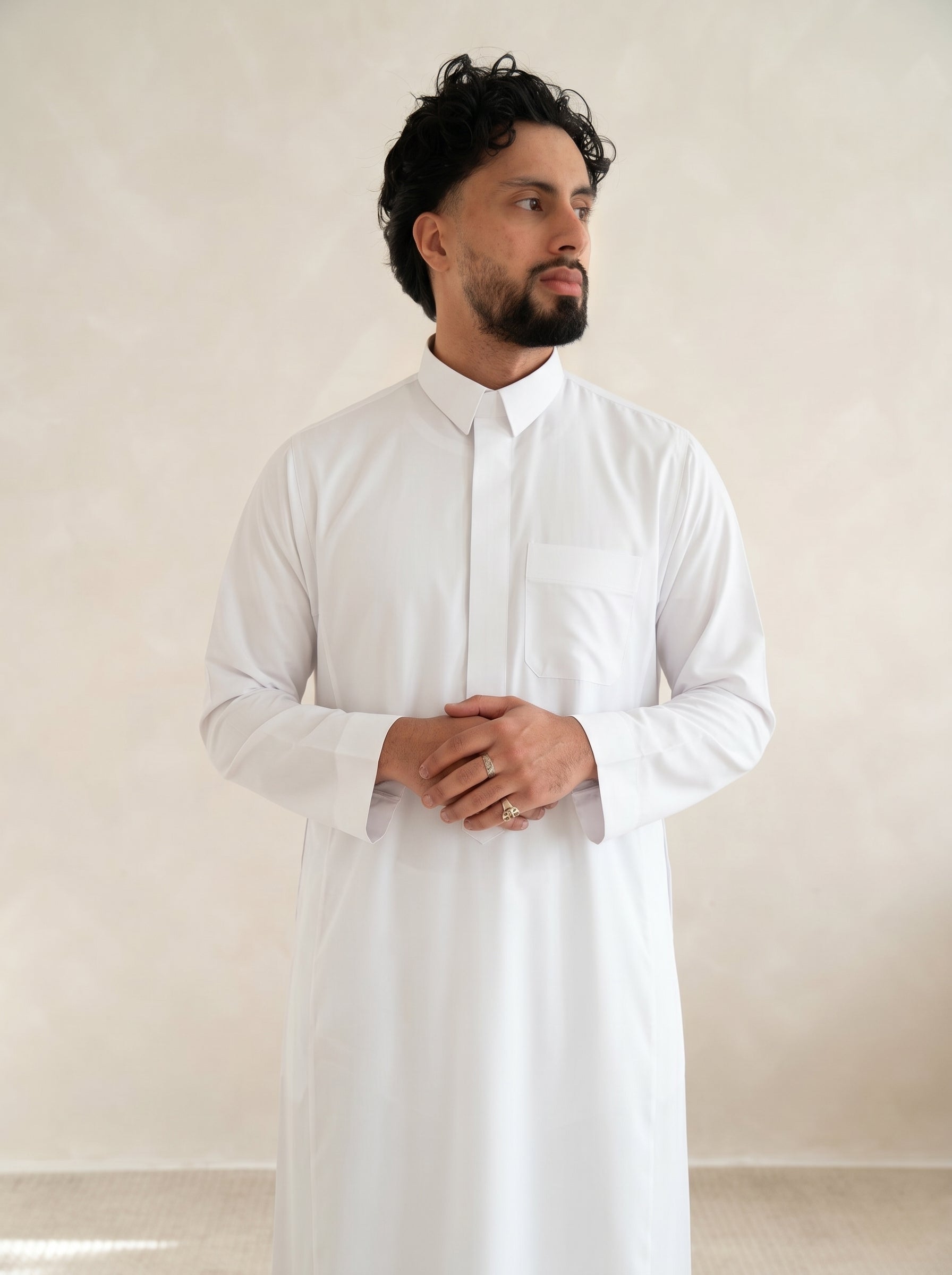 White Platinum Qatari Collared Thobe